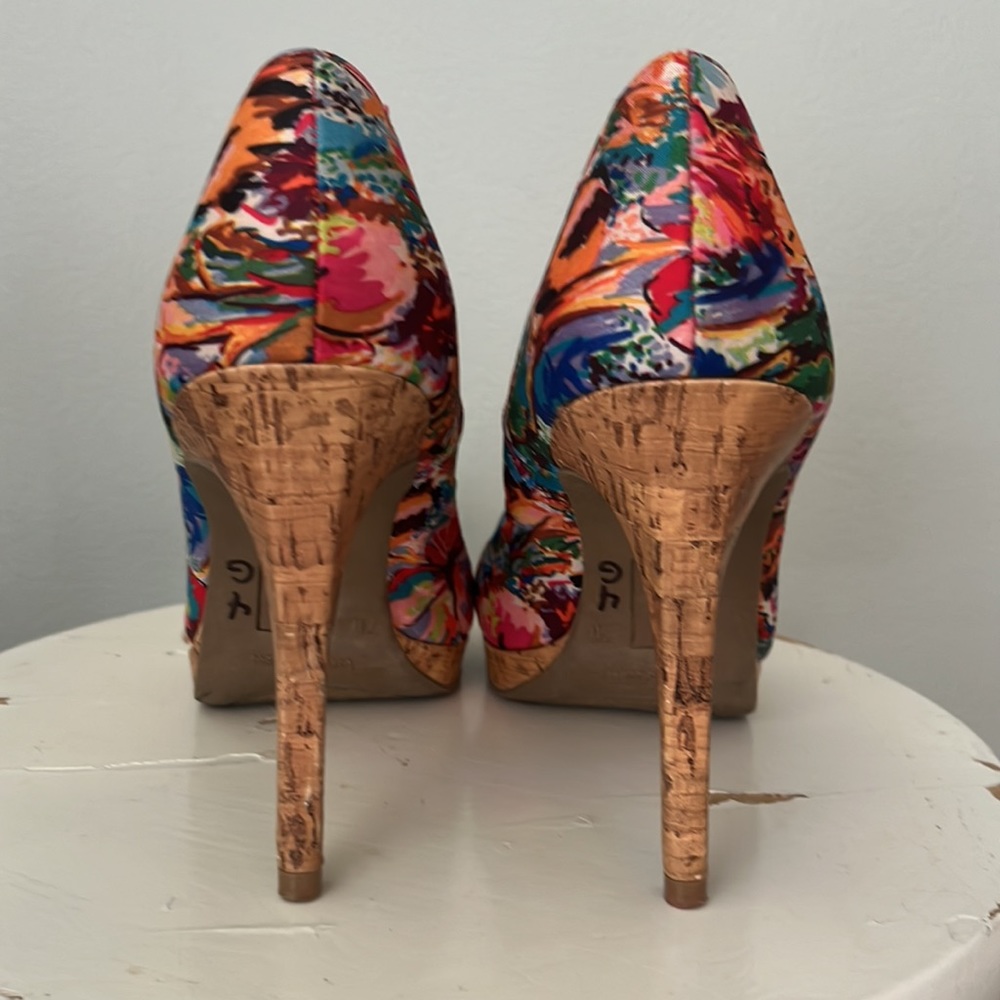 Fioni Heels - Picture 5 of 8